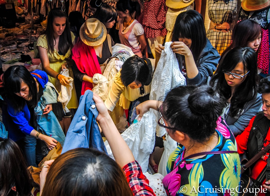 Shopping Sale Wufenpu Taipei Taiwan