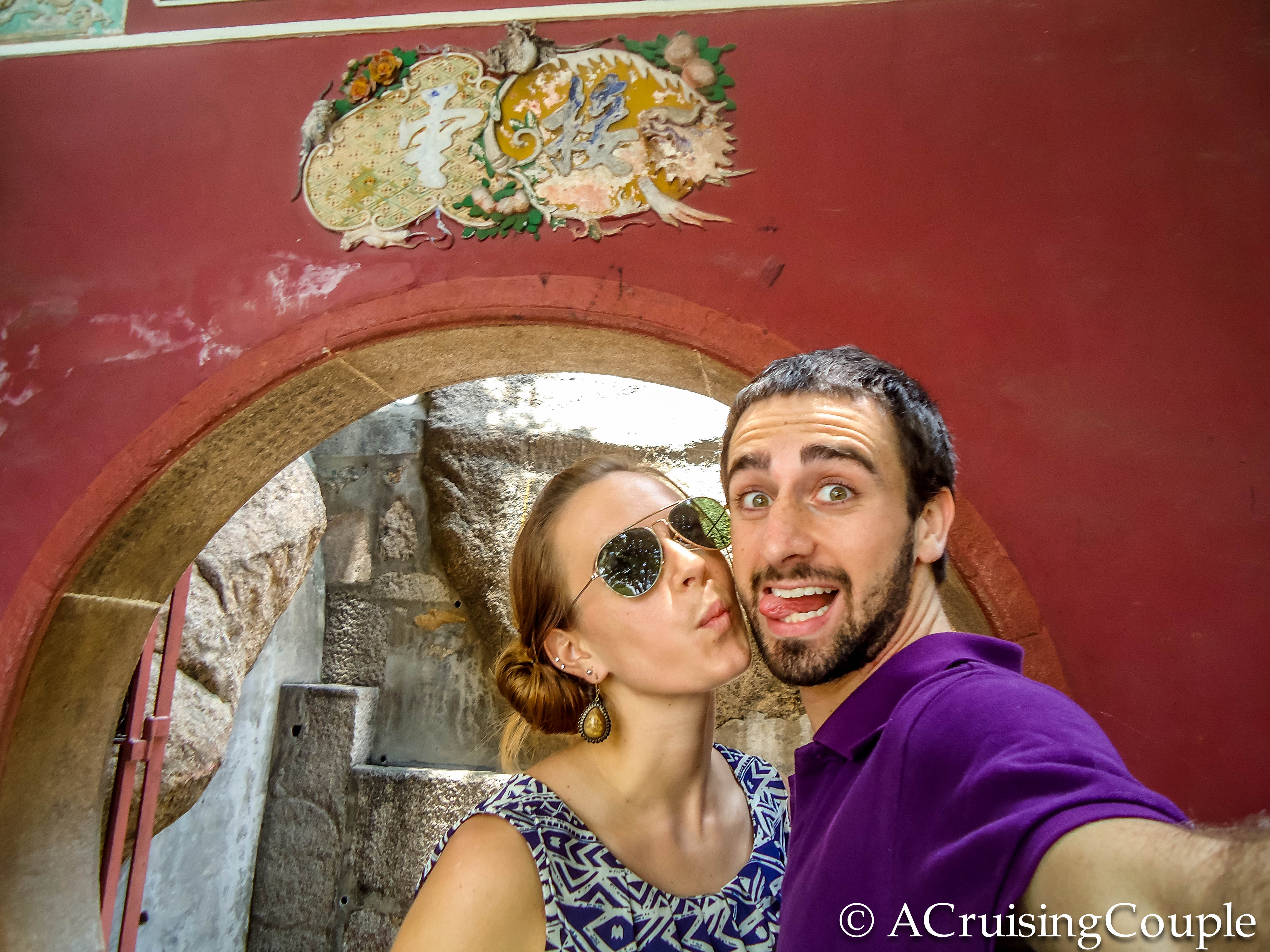 10 Ways to Keep the Love Alive on the Road – Tips for Traveling Couples