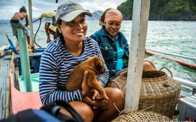 Sunday Snapshot | Ride in a Traditional Longboat | El Nido