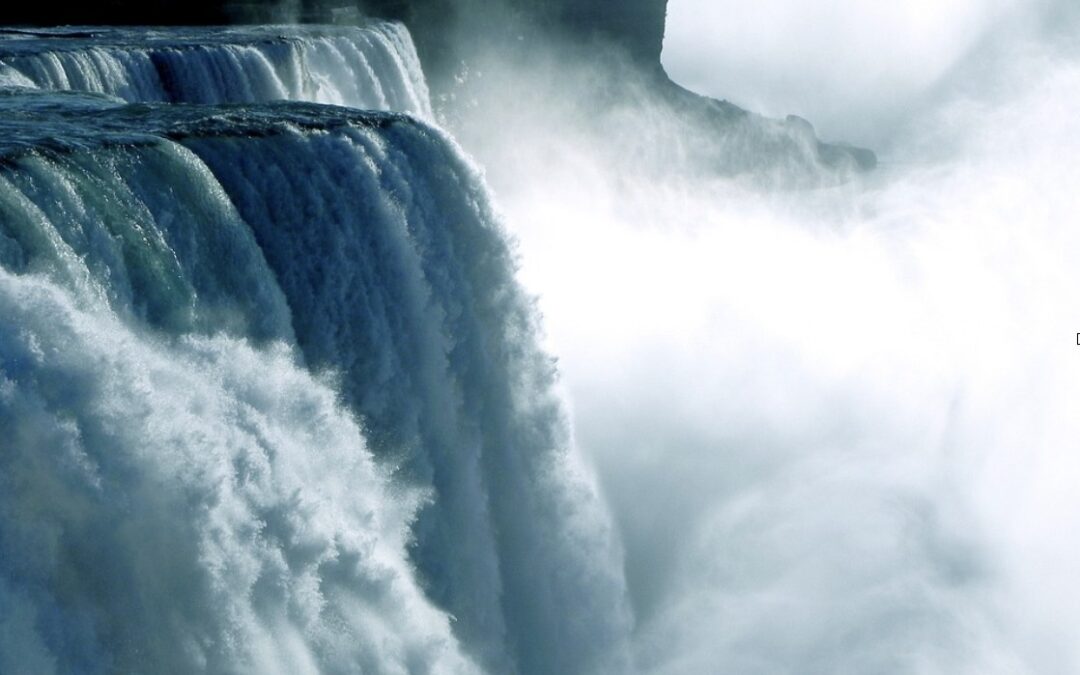 Three Things You MUST See and Do When Touring Canada