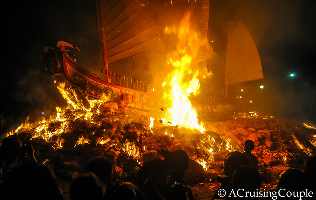 Boat Burning Festival Taiwan Boat Burning begins
