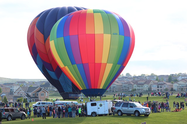 top things to do in Colorado include a hot air balloon ride