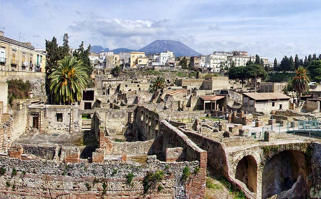 Pompeii Abandoned Hike Guide