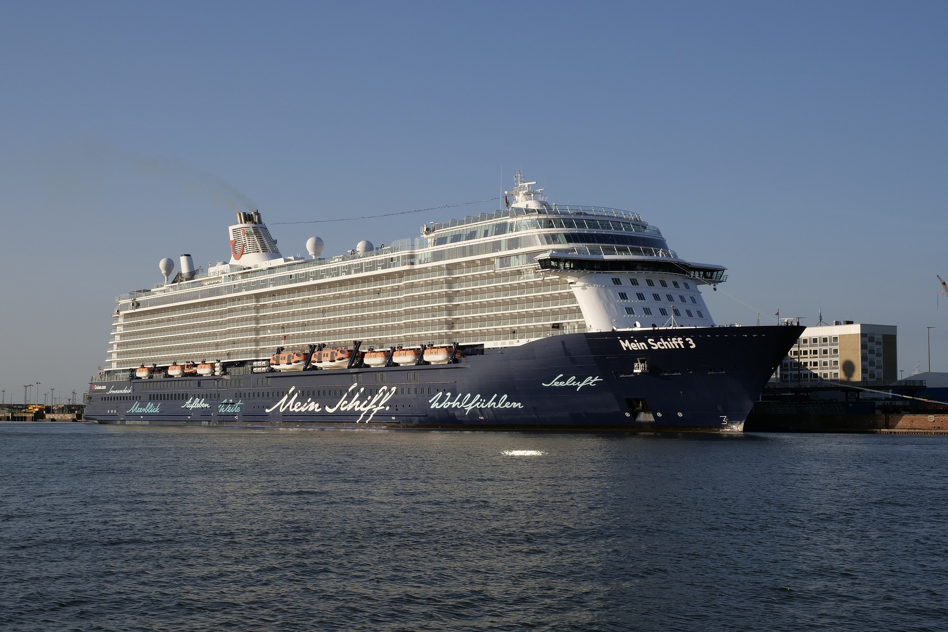carnival cruise ships charleston